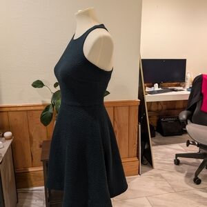 ELIZABETH&JAMES Black Sleeveless Dress